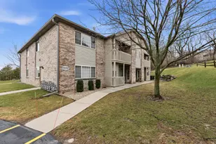 W169S7647 Gregory Dr, Muskego, WI 53150 - Photo 10