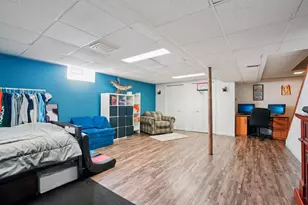 7254 S 38th St, Franklin, WI 53132 - Photo 18