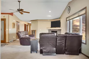 4695 Millatti Ln, La Crosse, WI 54601 - Photo 4