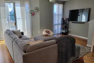 2136 N Commerce St, Milwaukee, WI 53212 - Photo 10