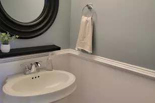 2136 N Commerce St, Milwaukee, WI 53212 - Photo 16