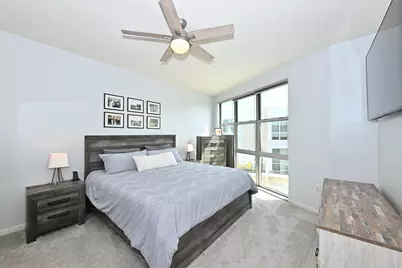 2136 N Commerce St, Milwaukee, WI 53212 - Photo 20