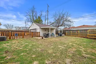 1111 Shorecrest Dr, Racine, WI 53402 - Photo 32