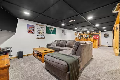 1111  Shorecrest Dr, Racine, WI 53402 - Photo 22