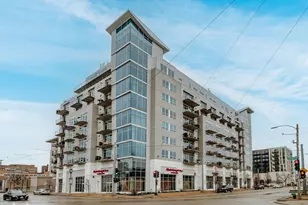 601 E Ogden Ave, Milwaukee, WI 53202 - Photo 2