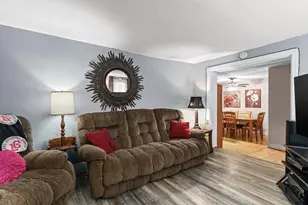 119 E Green St, Watertown, WI 53098 - Photo 6