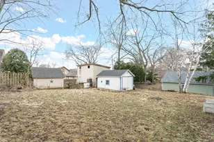 119 E Green St, Watertown, WI 53098 - Photo 36