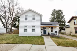 114 N 10th St, Watertown, WI 53094 - Photo 2