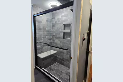 2948 S Orleans Ave, West Allis, WI 53227 - Photo 8