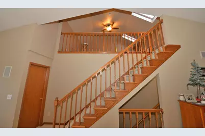 6244  Partridge Hills Dr, Racine, WI 53406 - Photo 18