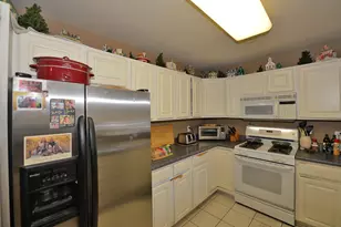 6244 Partridge Hills Dr, Racine, WI 53406 - Photo 8