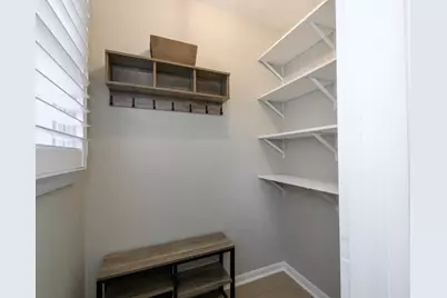 2018 N 114th St, Wauwatosa, WI 53226 - Photo 18