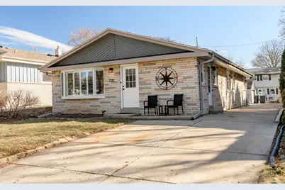 2018 N 114th St, Wauwatosa, WI 53226 - Photo 1