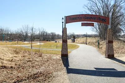 2018 N 114th St, Wauwatosa, WI 53226 - Photo 34