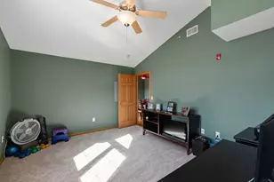 17940 W Jacob's Ridge Ct, New Berlin, WI 53146 - Photo 26