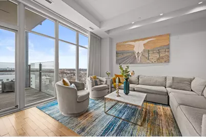 1313 N Franklin Pl #902, Milwaukee, WI 53202 - Photo 4