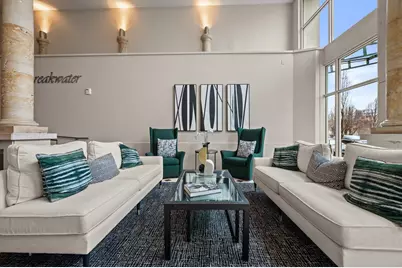 1313 N Franklin Pl #902, Milwaukee, WI 53202 - Photo 22