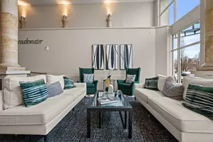 1313 N Franklin Pl, Milwaukee, WI 53202 - Photo 22