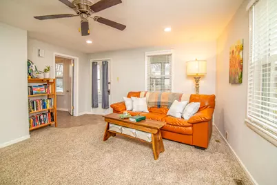 449  Taylor St, Waterloo, WI 53594 - Photo 10