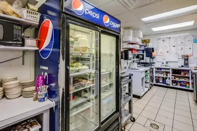 2604  Custer St, Manitowoc, WI 54220 - Photo 18