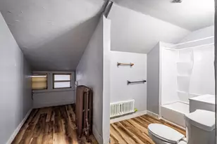 1747 S 28th St, Milwaukee, WI 53215 - Photo 22