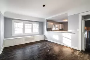 1747 S 28th St, Milwaukee, WI 53215 - Photo 8