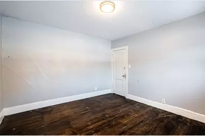 1747 S 28th St, Milwaukee, WI 53215 - Photo 14