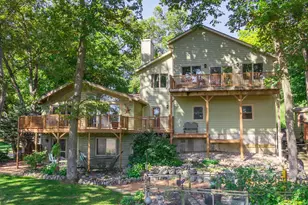 W5594 Briarwood Rd, Sugar Creek, WI 53121 - Photo 8