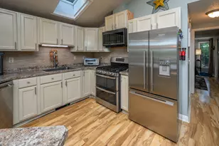 W5594 Briarwood Rd, Sugar Creek, WI 53121 - Photo 22