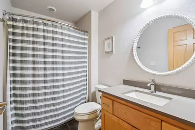 6801  Lorraine Cir, Racine, WI 53185 - Photo 46