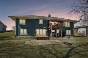 6801 Lorraine Cir, Racine, WI 53185 - Photo 78