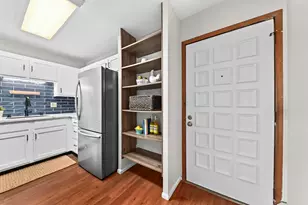 11957 W Appleton Ave, Milwaukee, WI 53224 - Photo 10