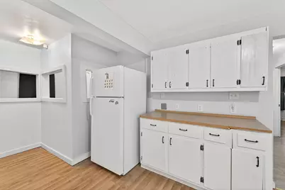 W231S2543  Racine Ave, Waukesha, WI 53186 - Photo 12