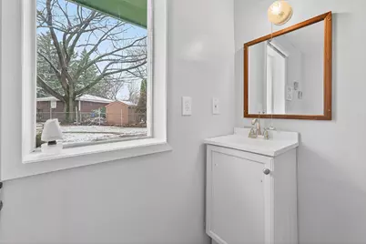 W231S2543  Racine Ave, Waukesha, WI 53186 - Photo 16