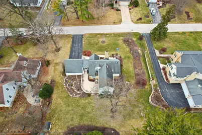 840  Kurtis Dr, Elm Grove, WI 53122 - Photo 30