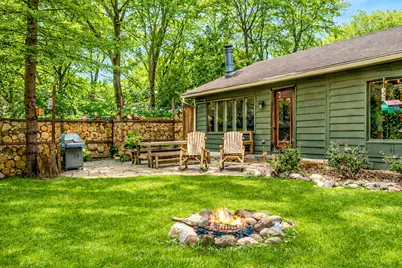 923 W Montclaire Ave, Glendale, WI 53217 - Photo 28