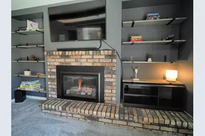 2401  Lander Ln, Waukesha, WI 53188 - Photo 18