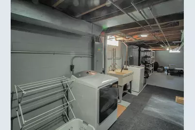 2401  Lander Ln, Waukesha, WI 53188 - Photo 32