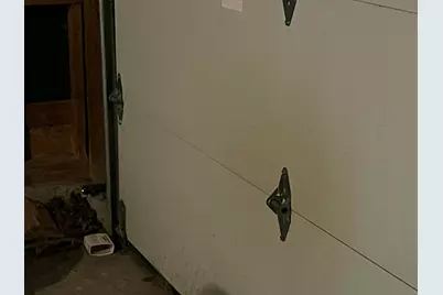 6908 W Greenbrook Ct, Milwaukee, WI 53223 - Photo 94