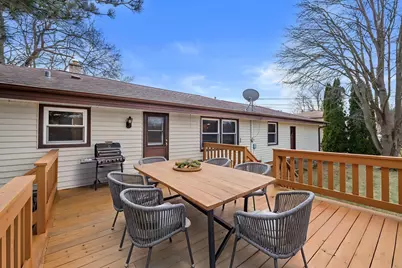 4884 W Willow Rd, Brown Deer, WI 53223 - Photo 32