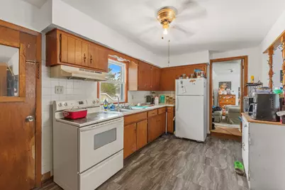 1909/1911  Salisbury Rd, West Bend, WI 53090 - Photo 16