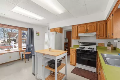 1909/1911  Salisbury Rd, West Bend, WI 53090 - Photo 8