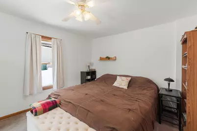 1909/1911  Salisbury Rd, West Bend, WI 53090 - Photo 14