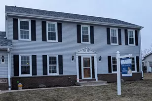 430 Oak Spring Dr, Lomira, WI 53048 - Photo 1