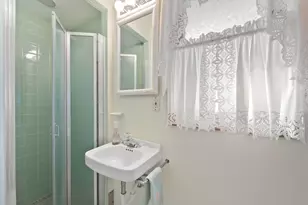 1217 Fairway Dr, Racine, WI 53405 - Photo 12