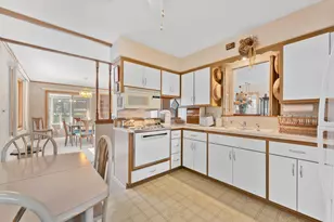 1217 Fairway Dr, Racine, WI 53405 - Photo 8