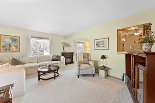 1217 Fairway Dr, Racine, WI 53405 - Photo 4