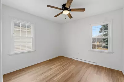 242  Wisconsin St, Mayville, WI 53050 - Photo 12