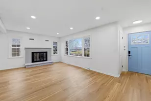 242 Wisconsin St, Mayville, WI 53050 - Photo 8