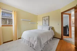 5826 Sugarbush Ln, Greendale, WI 53129 - Photo 18